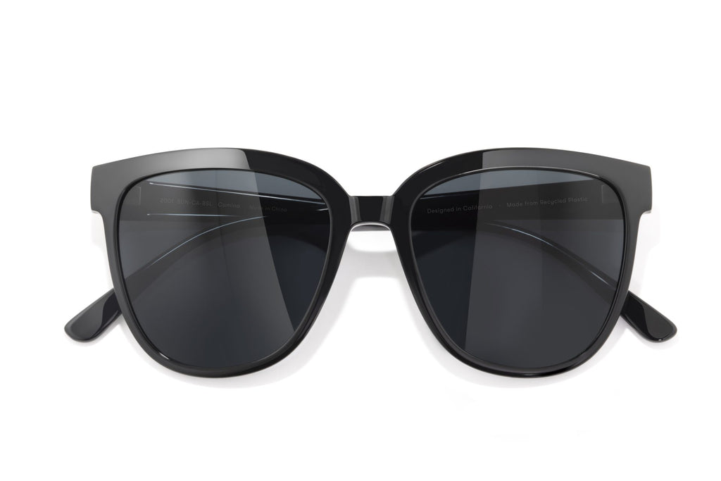 oversized black sunglasses camina