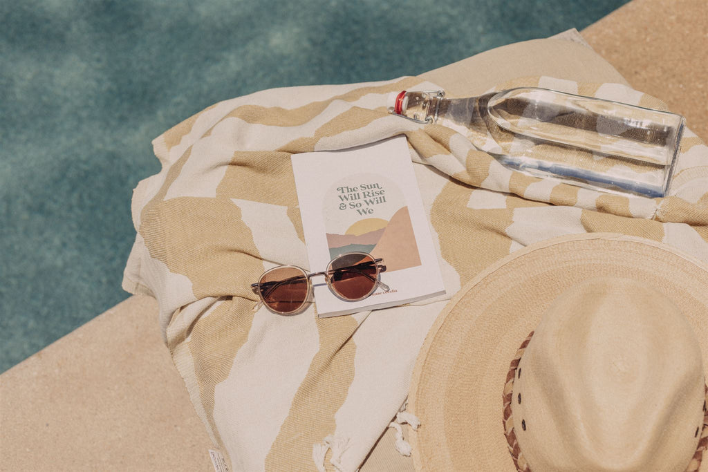 how to clean sunglasses  - baia by the pool