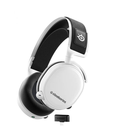 Bild av Steelseries Arctis 7+ hörlurar, med både kabel och trådlös funktion, huvudband designat för spel, USB Type-C och Bluetooth, i svart och vitt