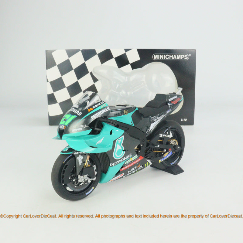 MINICHAMPS 1:12 SUZUKI GT 750 J – 1973 – BLUE METALLIC (122162102) DIE