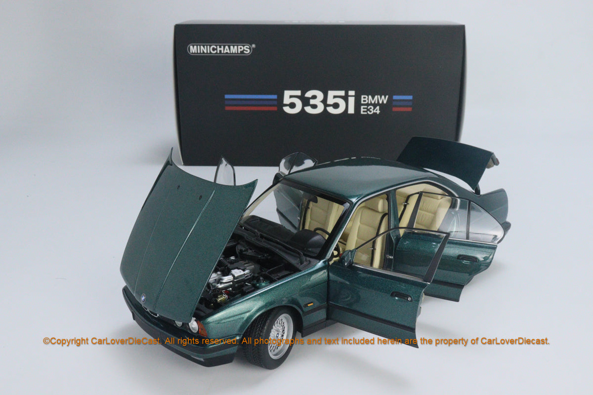 MINICHAMPS 1:18 BMW 730i (E32) 1986 Blue Diecast Full Open (113023003)