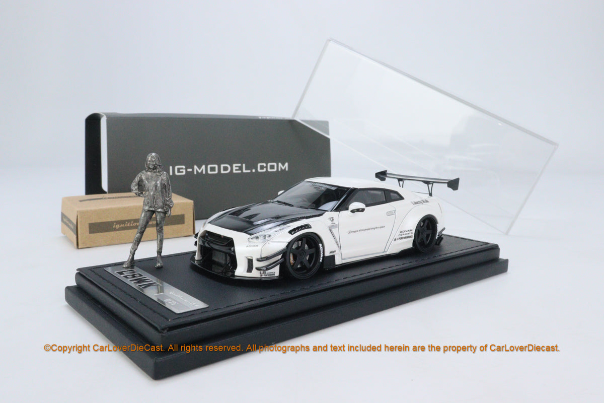 Ignition Model 1/43 LB-Silhouette WORKS GT Nissan 35GT-RR Silver (IG25