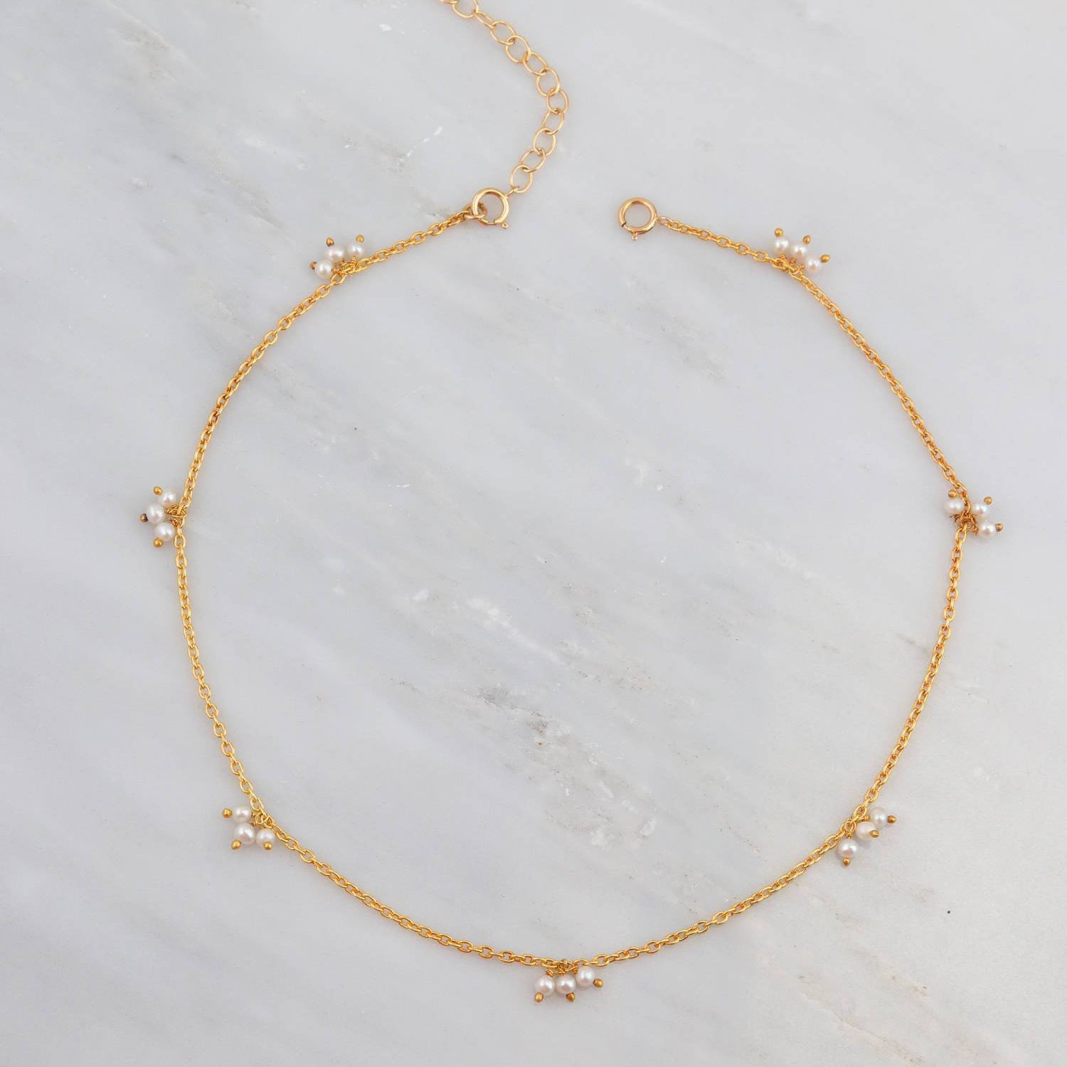 small gold choker necklace