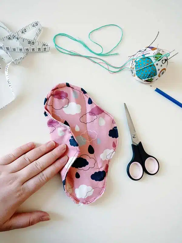 How to Make Your Own Reusable Sanitary Pads – The Friendly Turtle