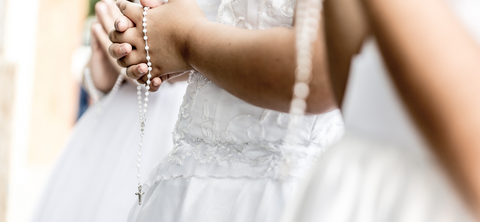 The Perfect First Holy Communion: A Complete Guide to Clothing and Acc ...