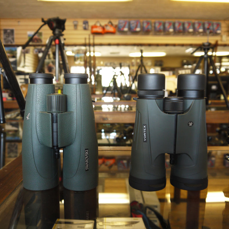 Best Buy: Vortex Optics Vanquish 8x26 Binocular Vanquish 8x26 Binoculars  VNQ0826