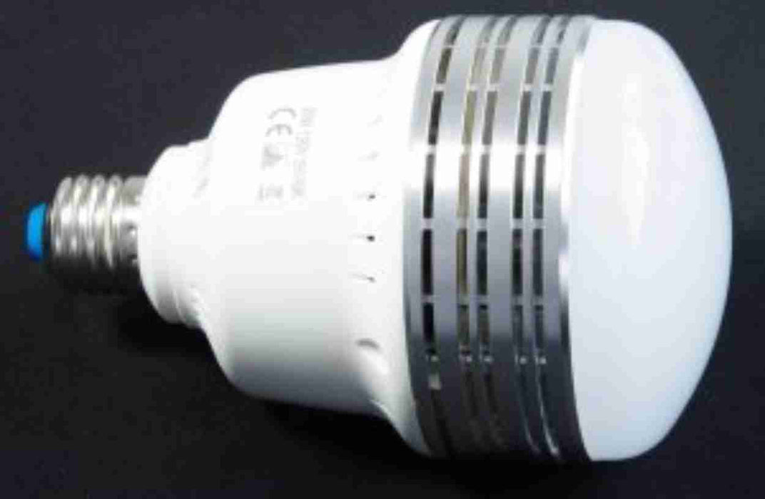 Variant Sport lijn Zumm Photo 35W 110v LED — AMERICAN RECORDER TECHNOLOGIES, INC.