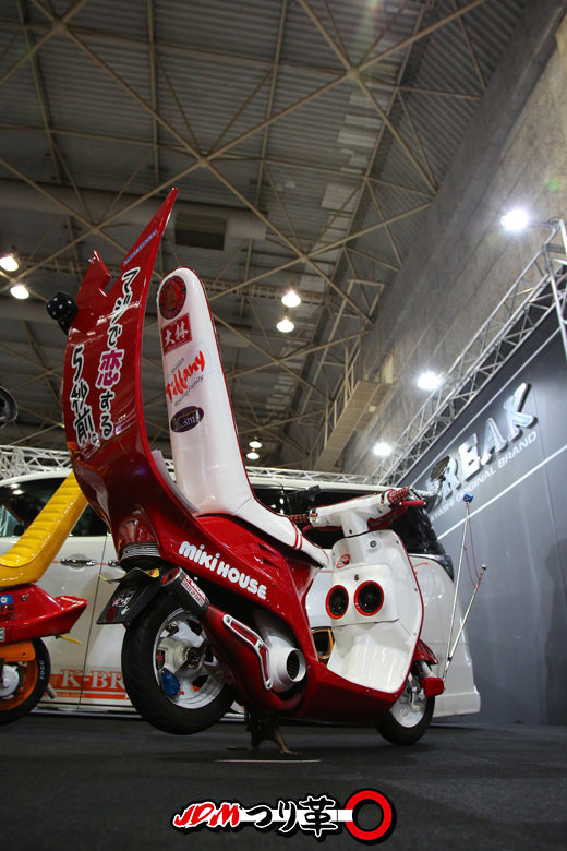 Osaka Auto Messe JDM Tsurikawa bosozoku scooter