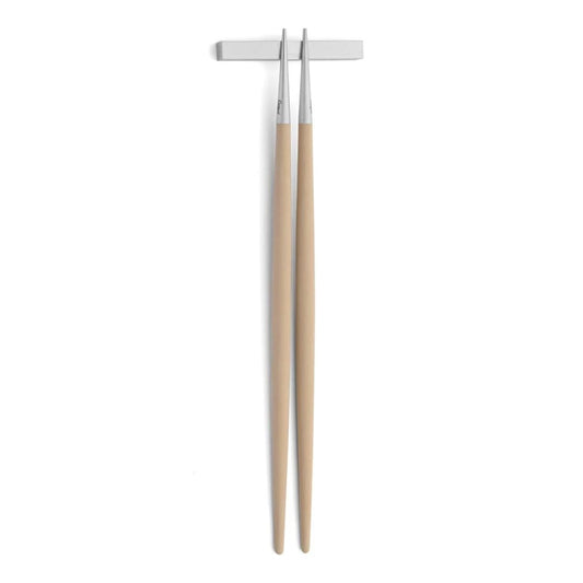 https://cdn.shopify.com/s/files/1/0799/4927/products/Cutipol-Goa-Ivory-Chopsticks.jpg?v=1646049869&width=533