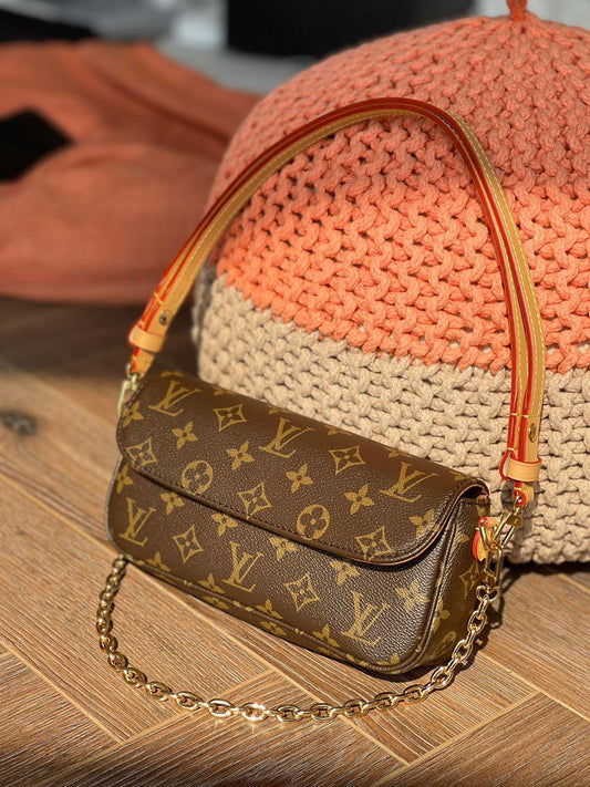 M81911 Louis Vuitton Monogram Wallet On Chain Ivy Bag