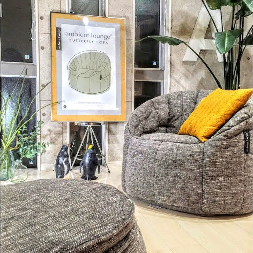 Poltrona y puff para pies de diseño para sala de estar o living | Ambient  Lounge Chile