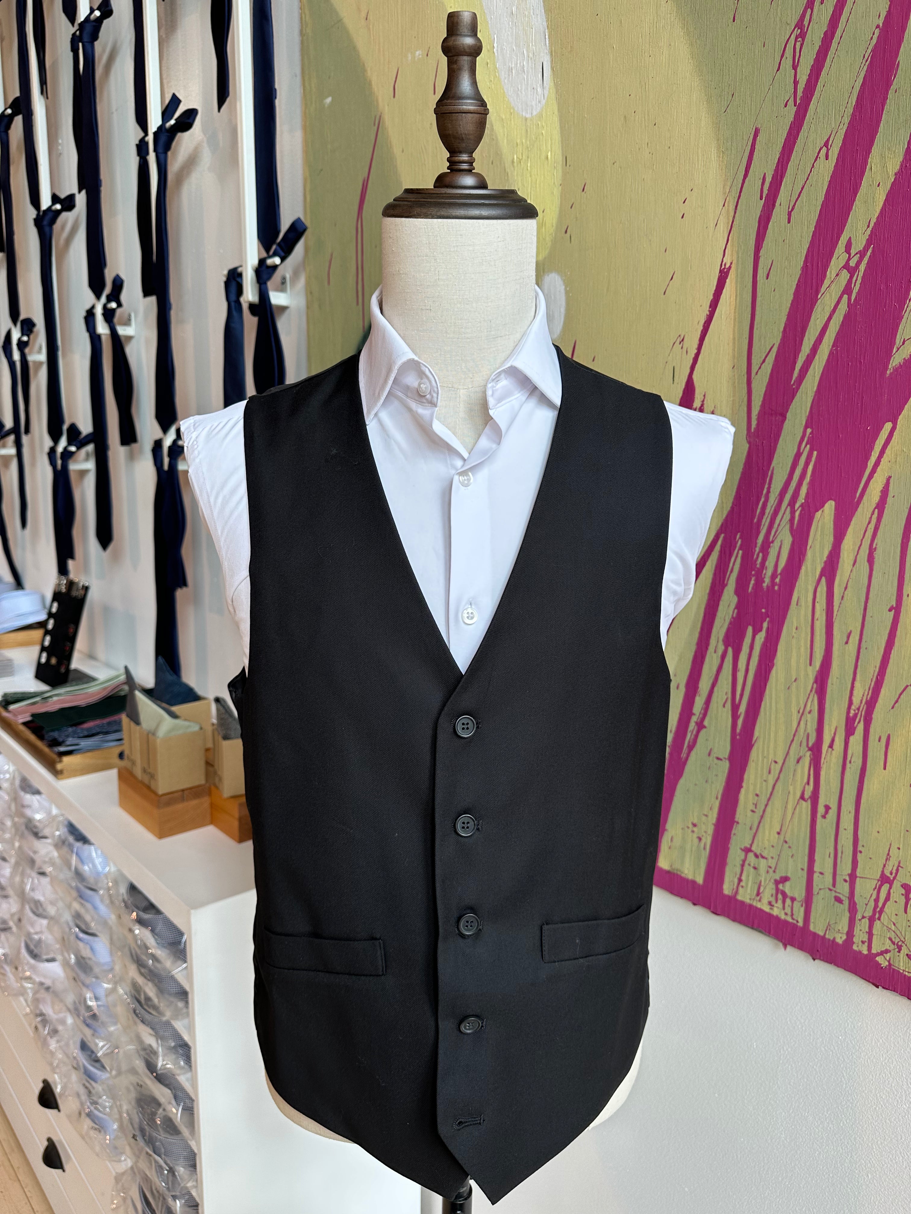 Pursuit Standard Black Vest