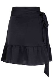 Chrissy Solid Wrap Skirt | Sort | Kort slå om nederdel fra NEO NOIR Lisen.dk