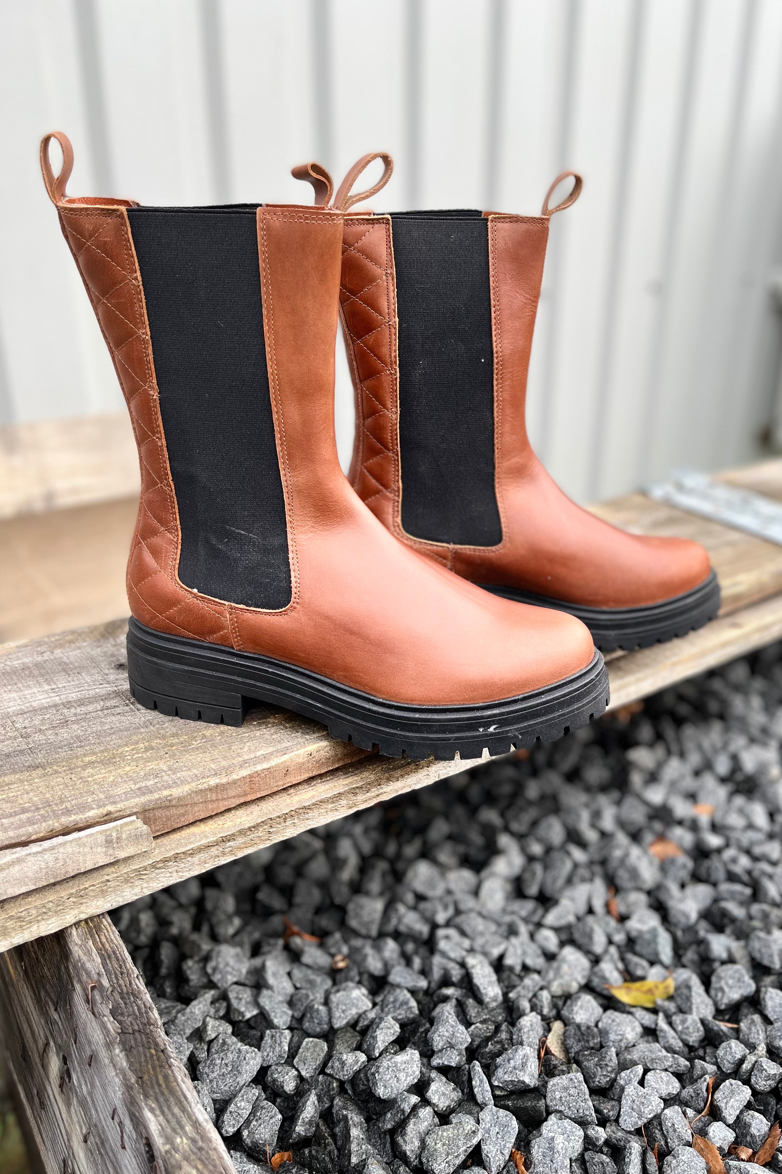 Kira Quilt Boot | Cuero | Støvler fra Tim & Simonsen