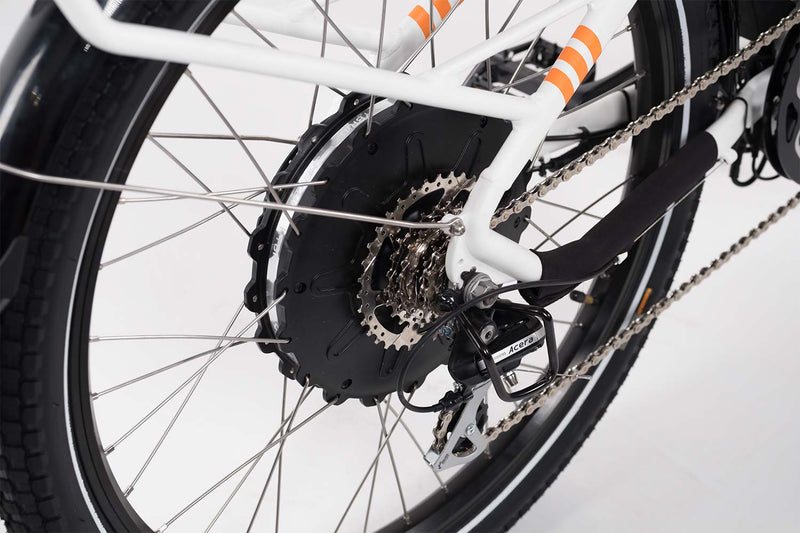 RadCity 4 Shimano Altus drivetrain