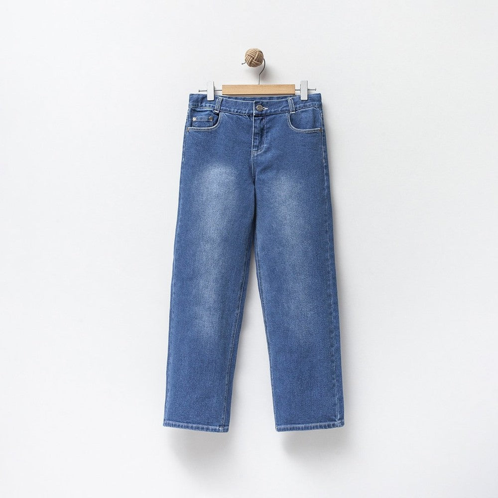 Girls jeans | Girls jeans, Girl, Jeans