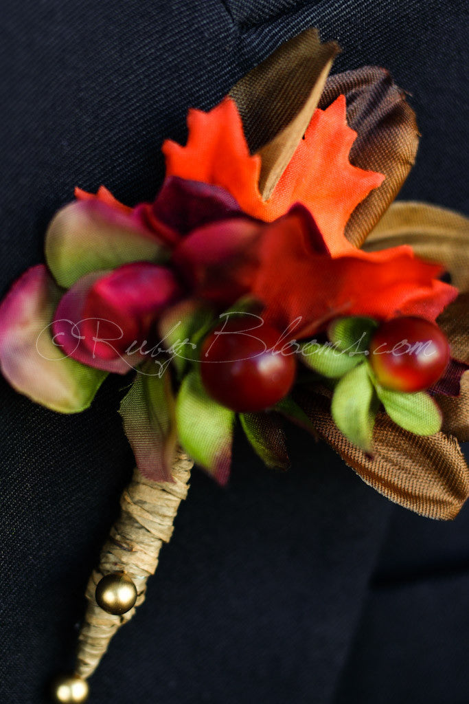 Woodland Fall Wedding Groom Boutonniere