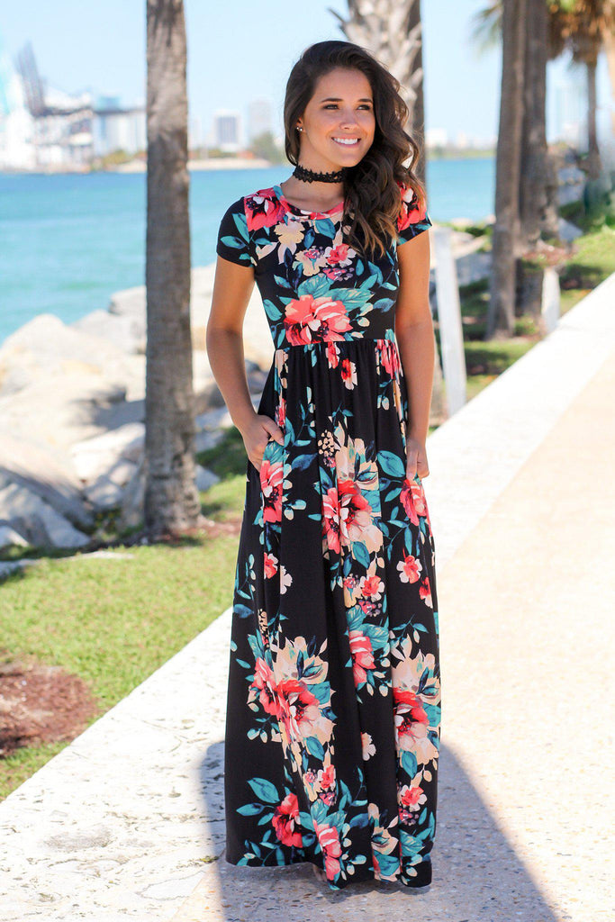 Black Floral Short Sleeve Maxi Dress with Pockets | Maxi Dresses ...