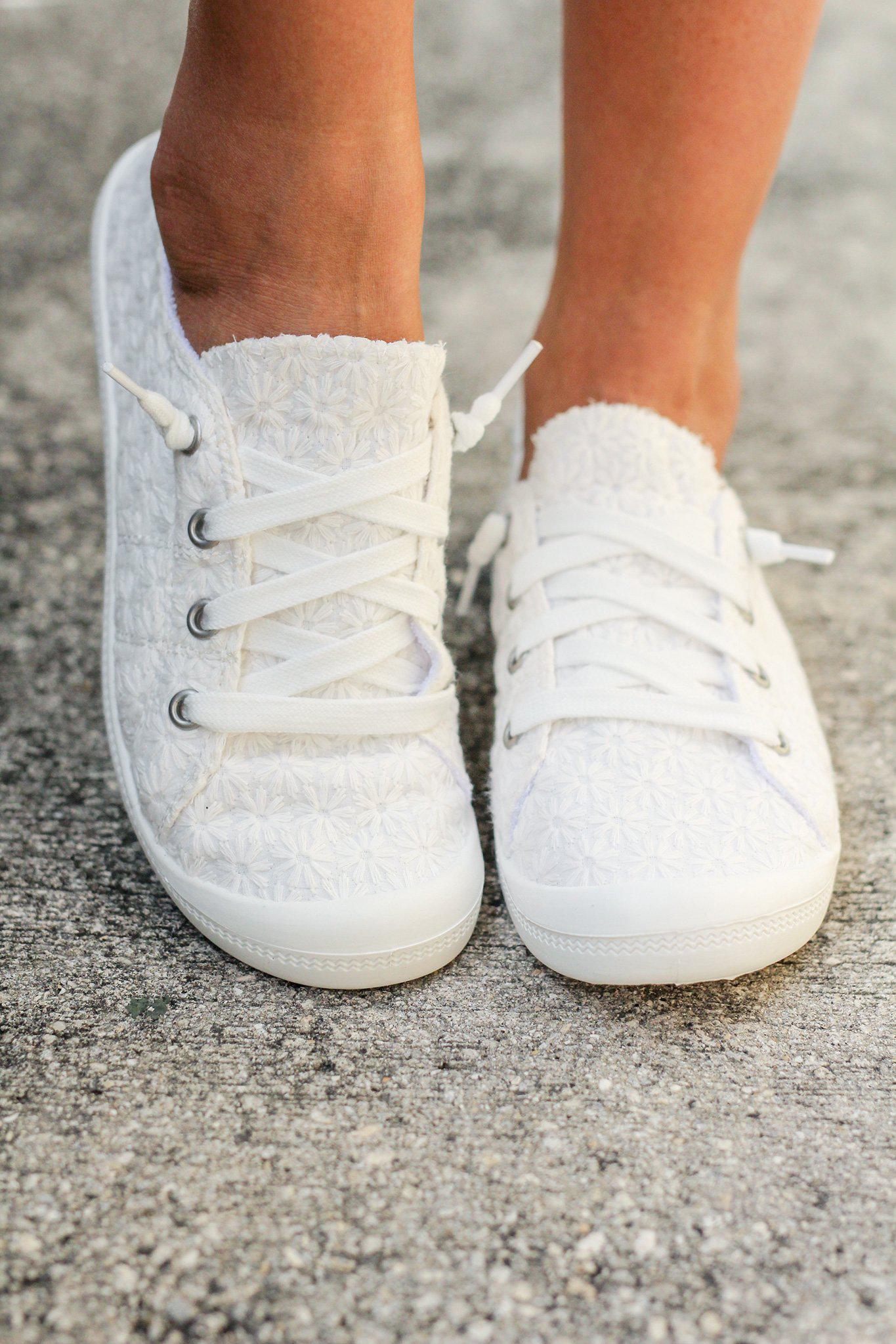 cute white sneakers to wear with dresses