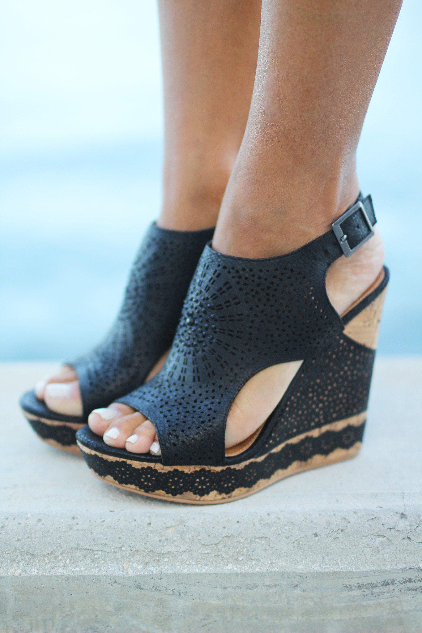 summer black wedges