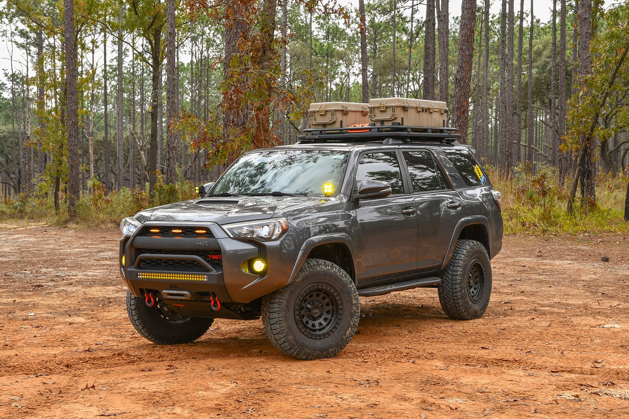 RIG GALLERY | MIKE'S 4RUNNER on Satin Black Venture