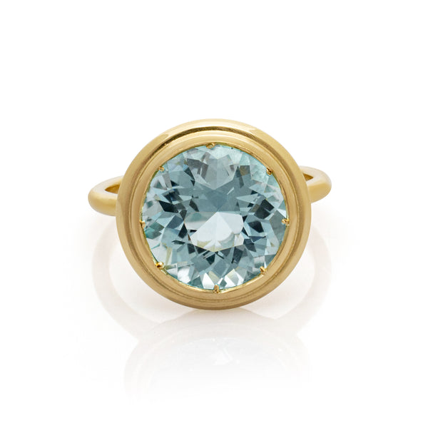 Aquamarine cocktail ring. Bespoke cocktail ring. Serena Ansell Fine Jewellery.