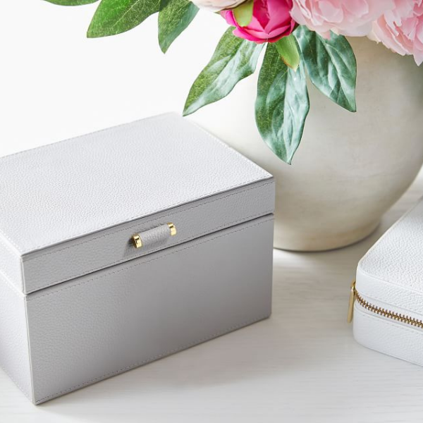 grey-jewelry-storage-box