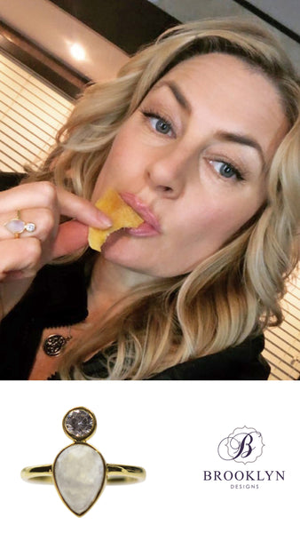 Madchen Amick wearing the Romy ring