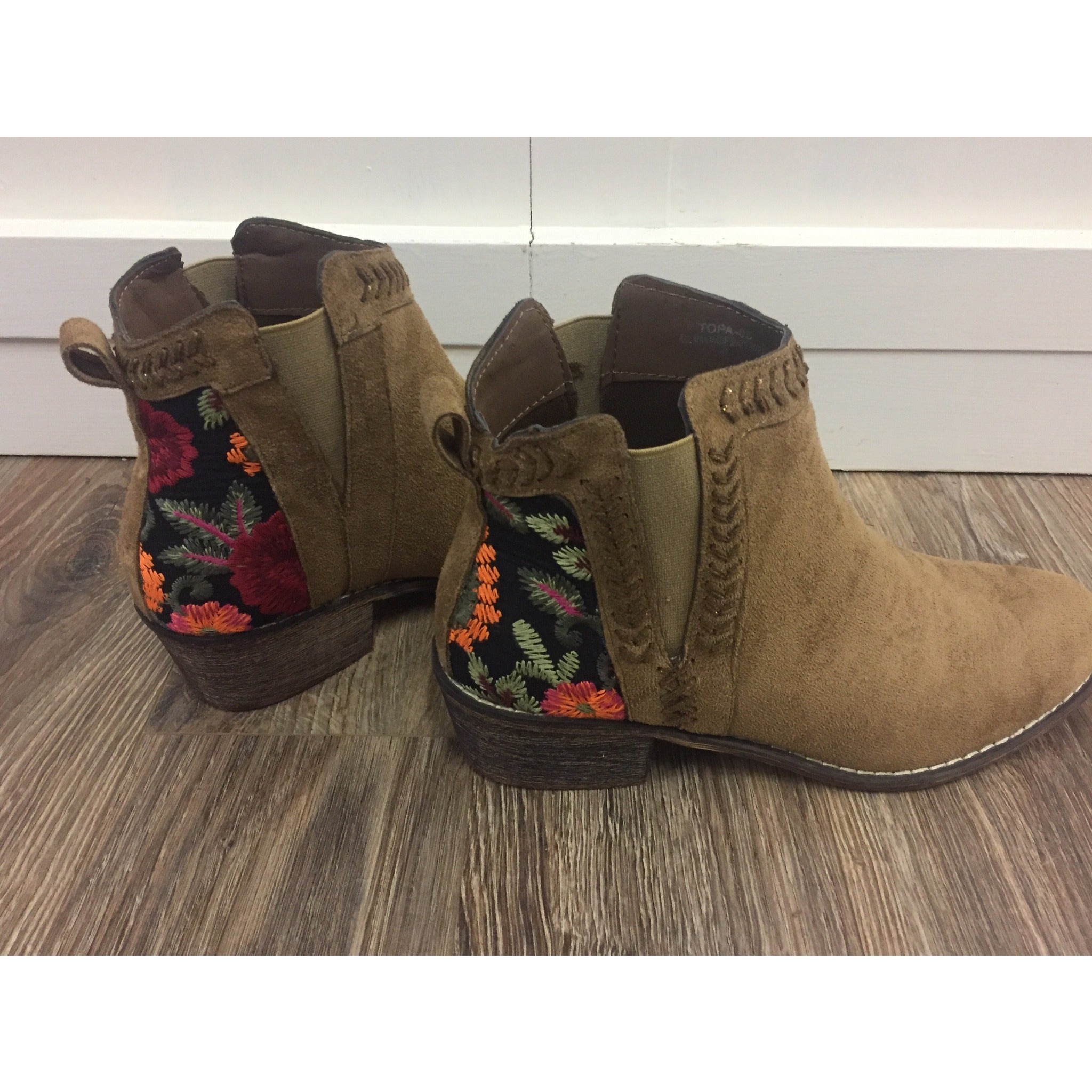 FLORAL EMBROIDERED BOOTIE – Uptown 