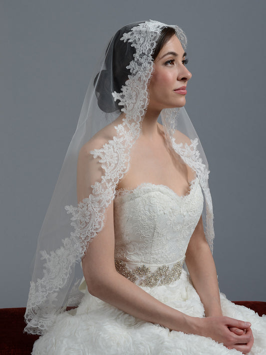 Ivory wedding veil with beaded lace appliques V107 – Tulip Bridal