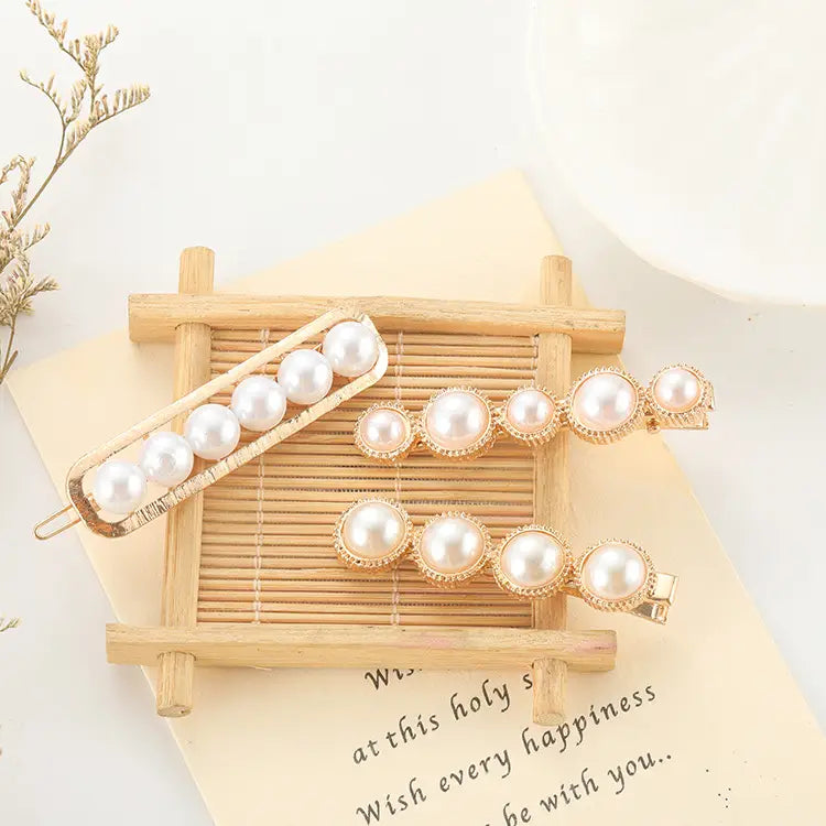 Pearl Bow Hair Clip