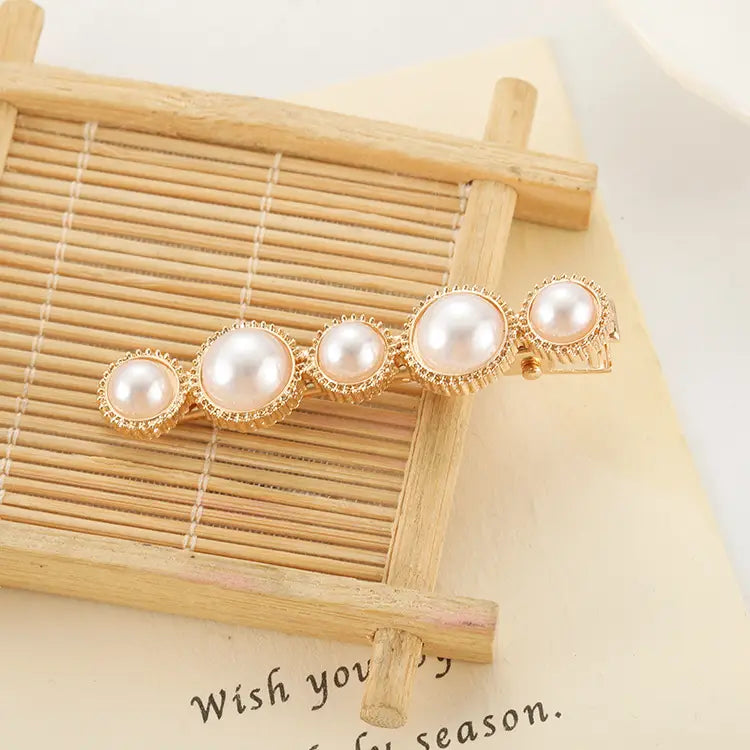 Pearl Bow Hair Clip