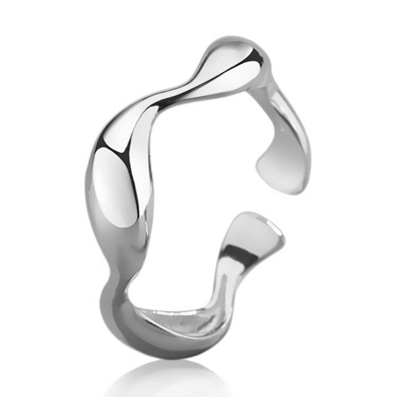 Glossy Wavy Ring