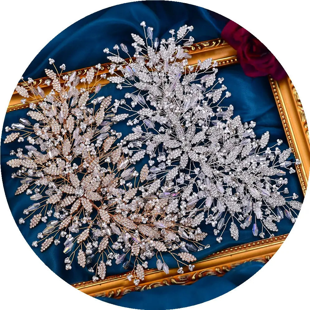 Exaggerated Gold Bridal Hair Accessory