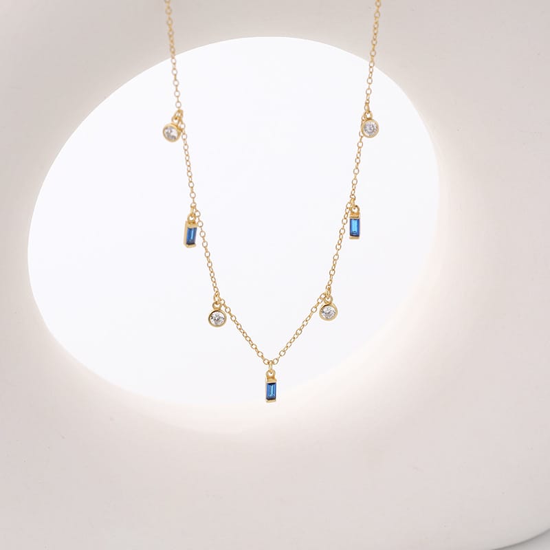 Niche Zircon Clavicle Chain for Women