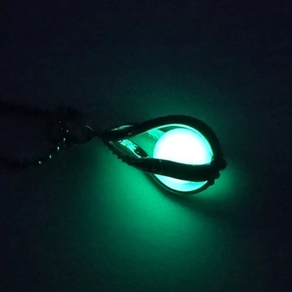 Glow-in-the-Dark Spiral Water Drop Necklace