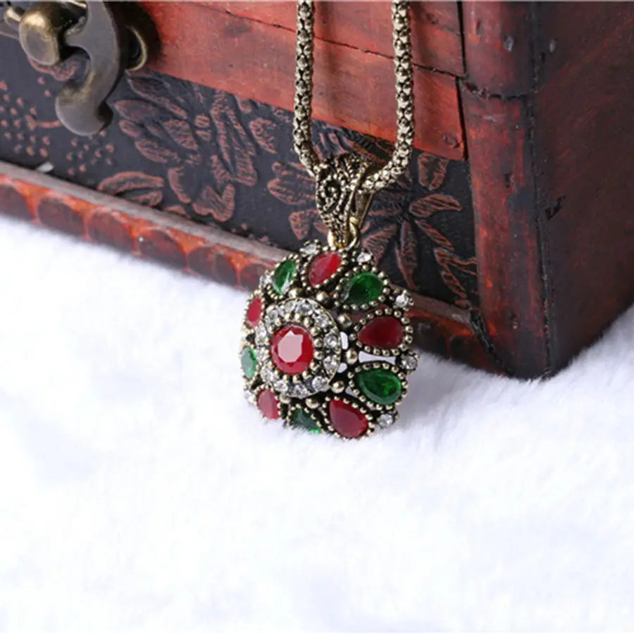 Antique Wedding Jewelry Set