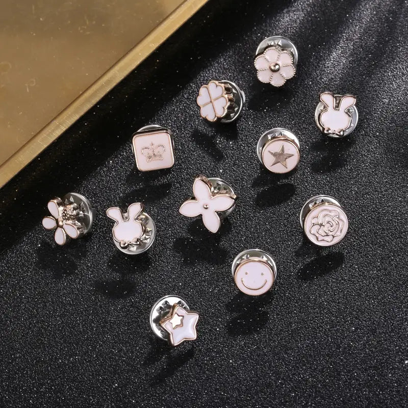 Clover Cartoon Brooch Set