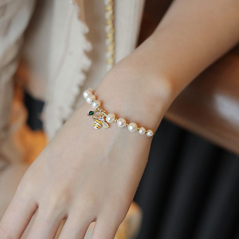 Bee Baroque Pearl Bracelet