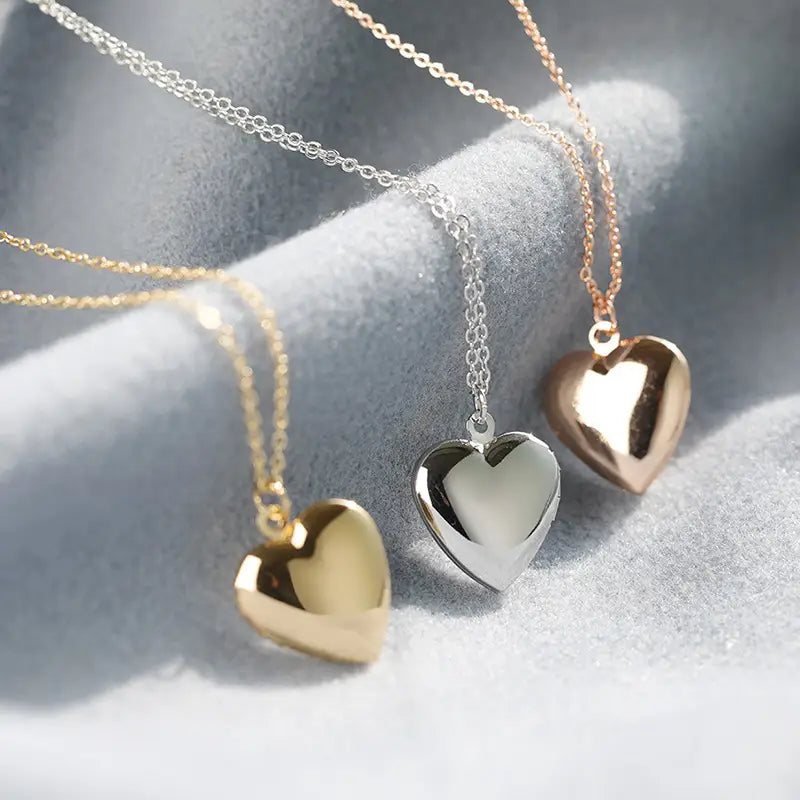 Glossy Love Photo Box Necklace