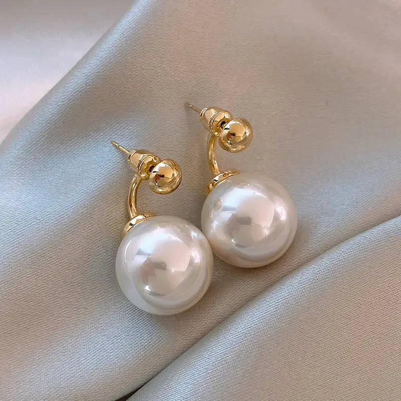 High-end Trendy Pearl Earrings