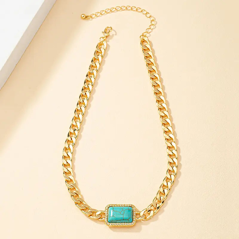 Retro Emerald Clavicle Chain