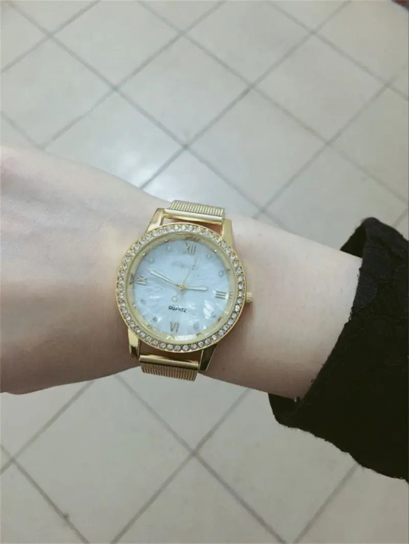 Gold Mesh Belt Women’s Electronic Watch