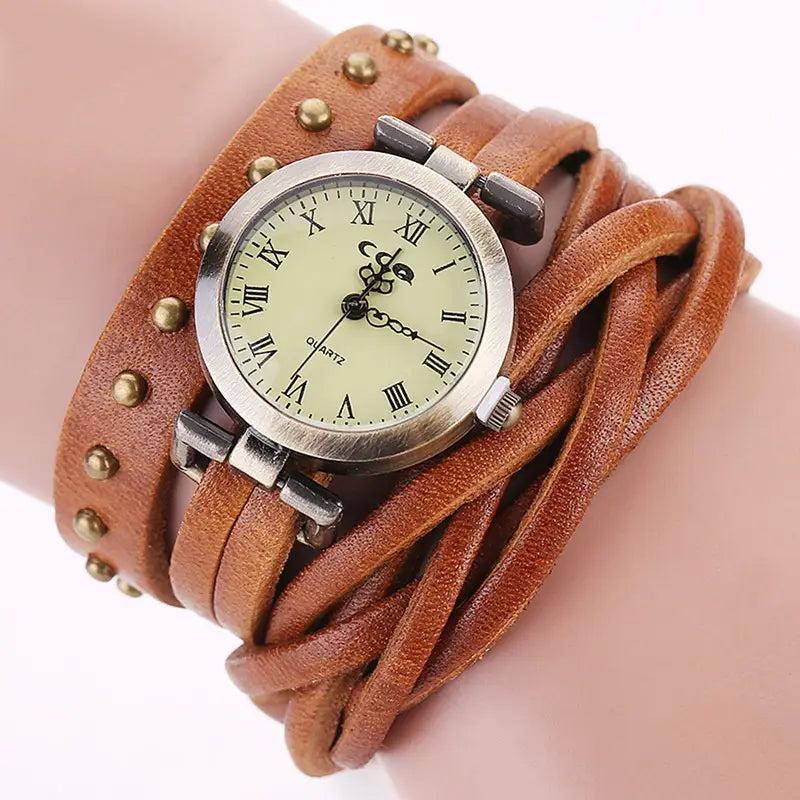 Personality Cowhide Dough-twist Retro Rivet Watch