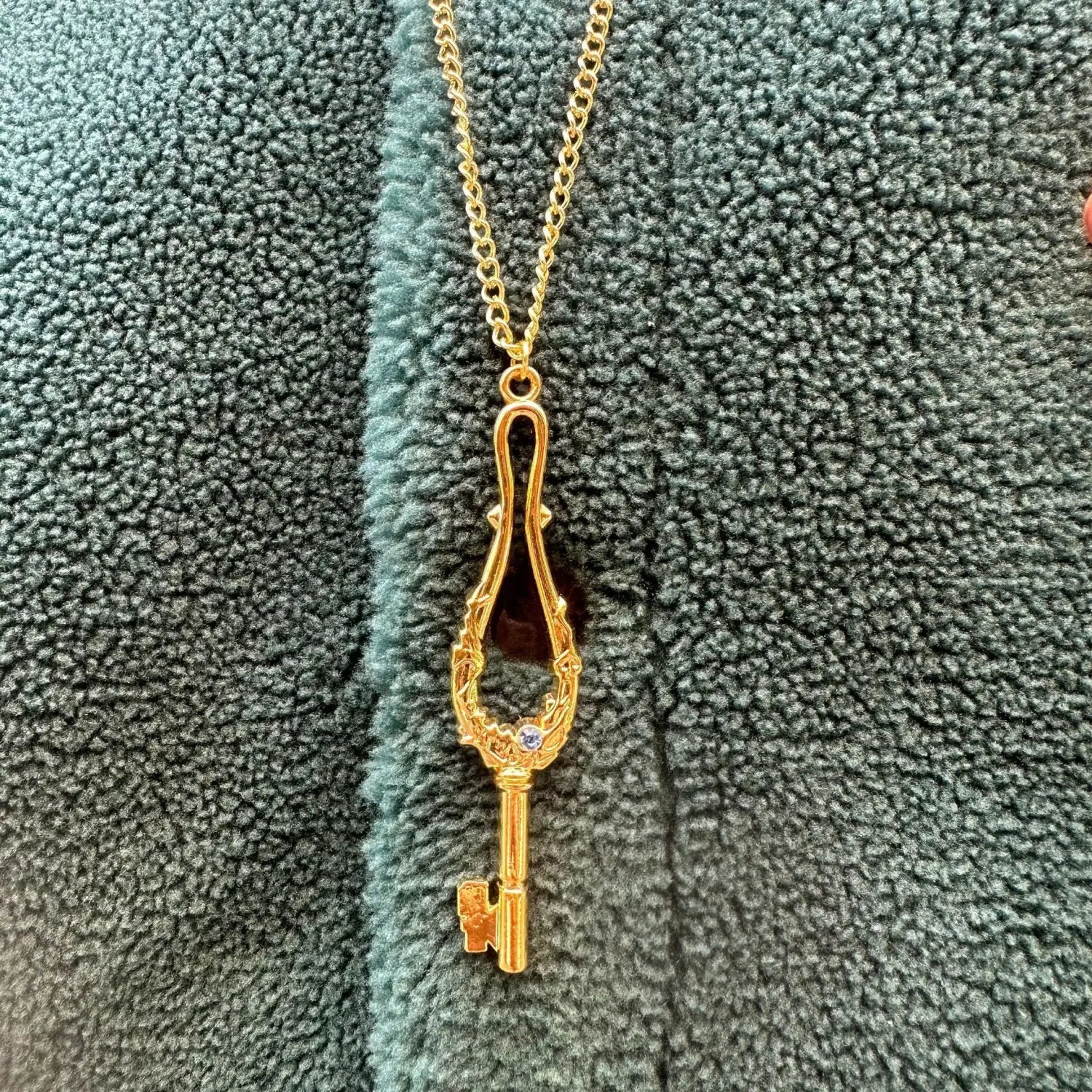 Key Collarbone Chain Necklace