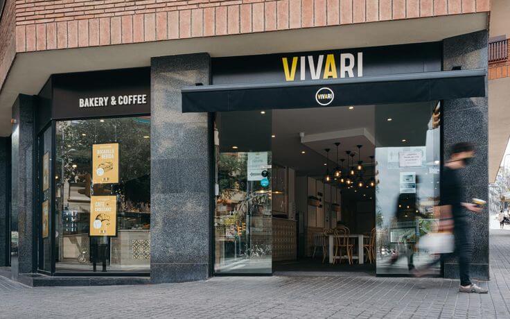 Vivari Coffee and Bakery Barcelona - Best cafes to study in Barcelona for Erasmus students - top coffee spots with wi-fi - top coffee places with electrical outlet - best cafes for students in Barcelona - best cafes to concentrate - best coffee shops to study in Barcelona