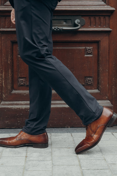 Bruno Ralet avec des chaussures pour hommes soignées