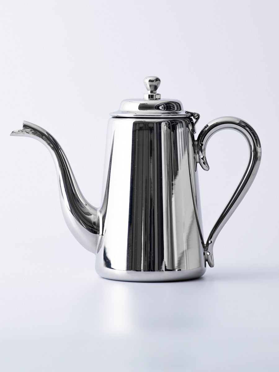 https://cdn.shopify.com/s/files/1/0801/9439/products/Daibo-Coffee-Shop--Stainless-Steel-Kettle_01_1600x.jpg?v=1658980220