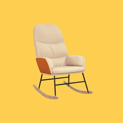Un Chaise à Bascule en Bois sur un fond jaune.