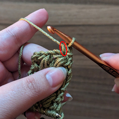 Stacked Single Crochet Demonstration